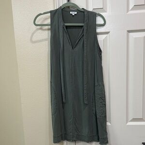 Splendid Olive Green Sleeveless Dress